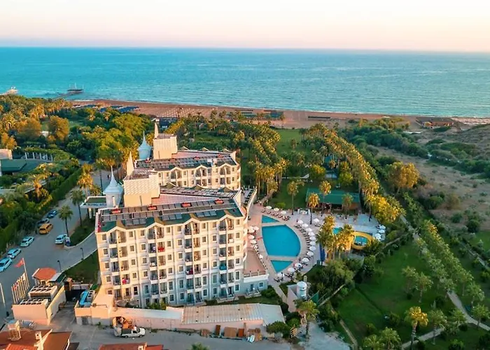 Royal Atlantis Beach
