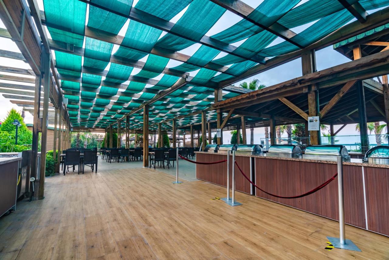 Royal Atlantis 4*