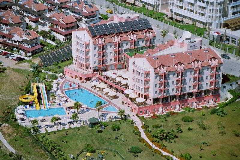 Royal Atlantis Hotel