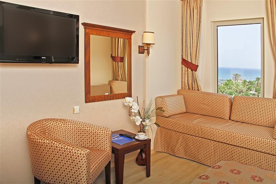 Royal Atlantis Hotel 4*